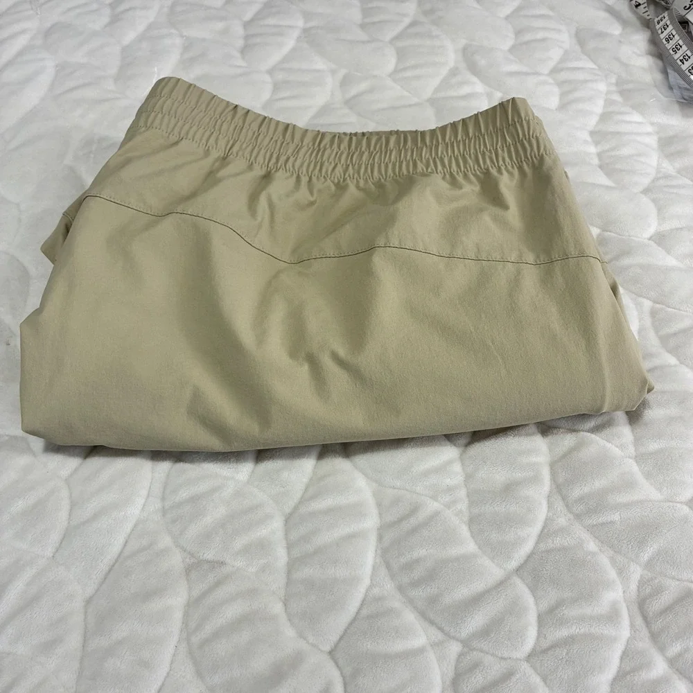 NWT VRST Mens XX‎ Large Tan Nylon Spandex Jogger Pants Athletic Trackwear Casual